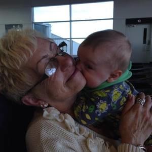 Meet your Posher, Sandy